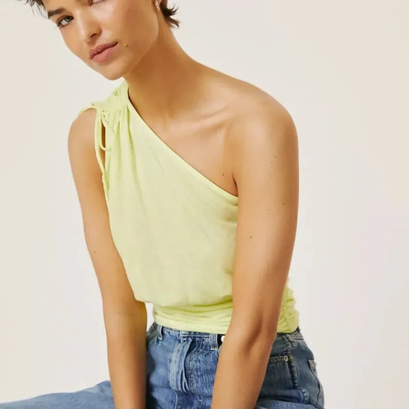 ANTHROPOLOGIE Draped One Shoulder Top in‎ Lime - Picture 2 of 10